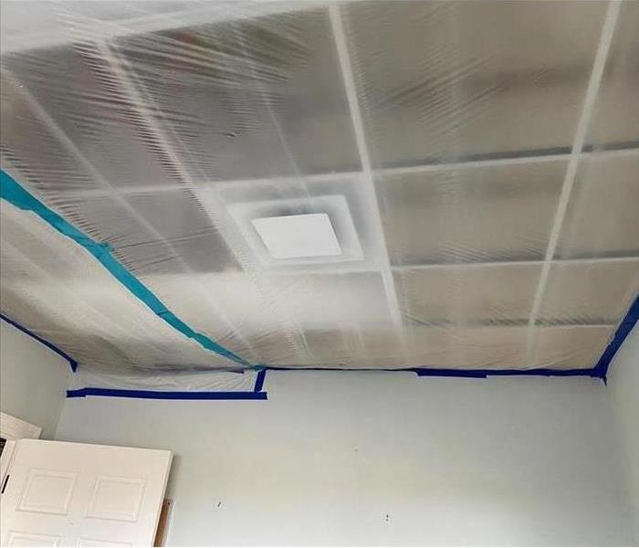 SERVPRO Cleaning above ceiling 